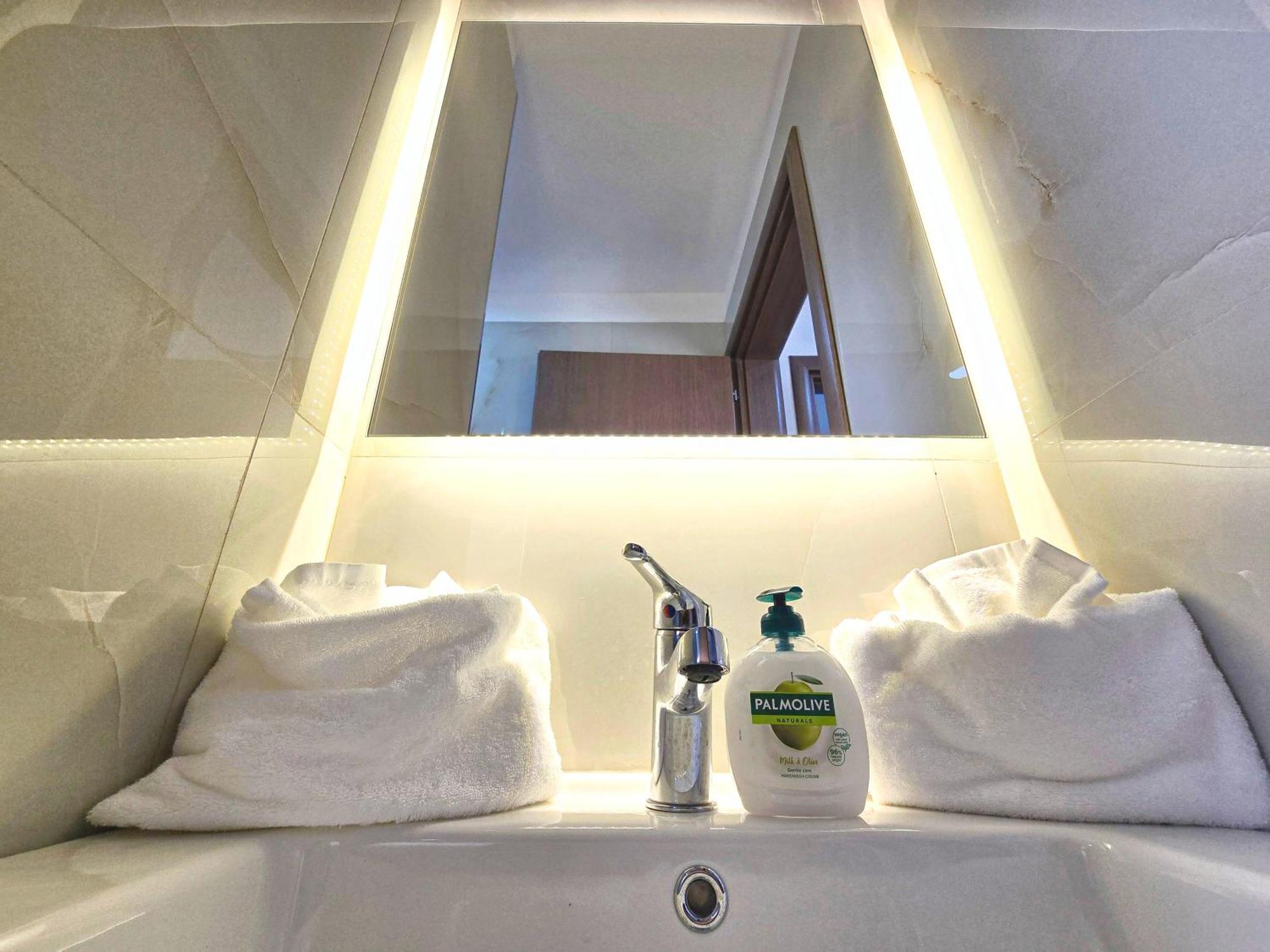 Pamja E Qyteteve Hotel Kruje Bagian luar foto