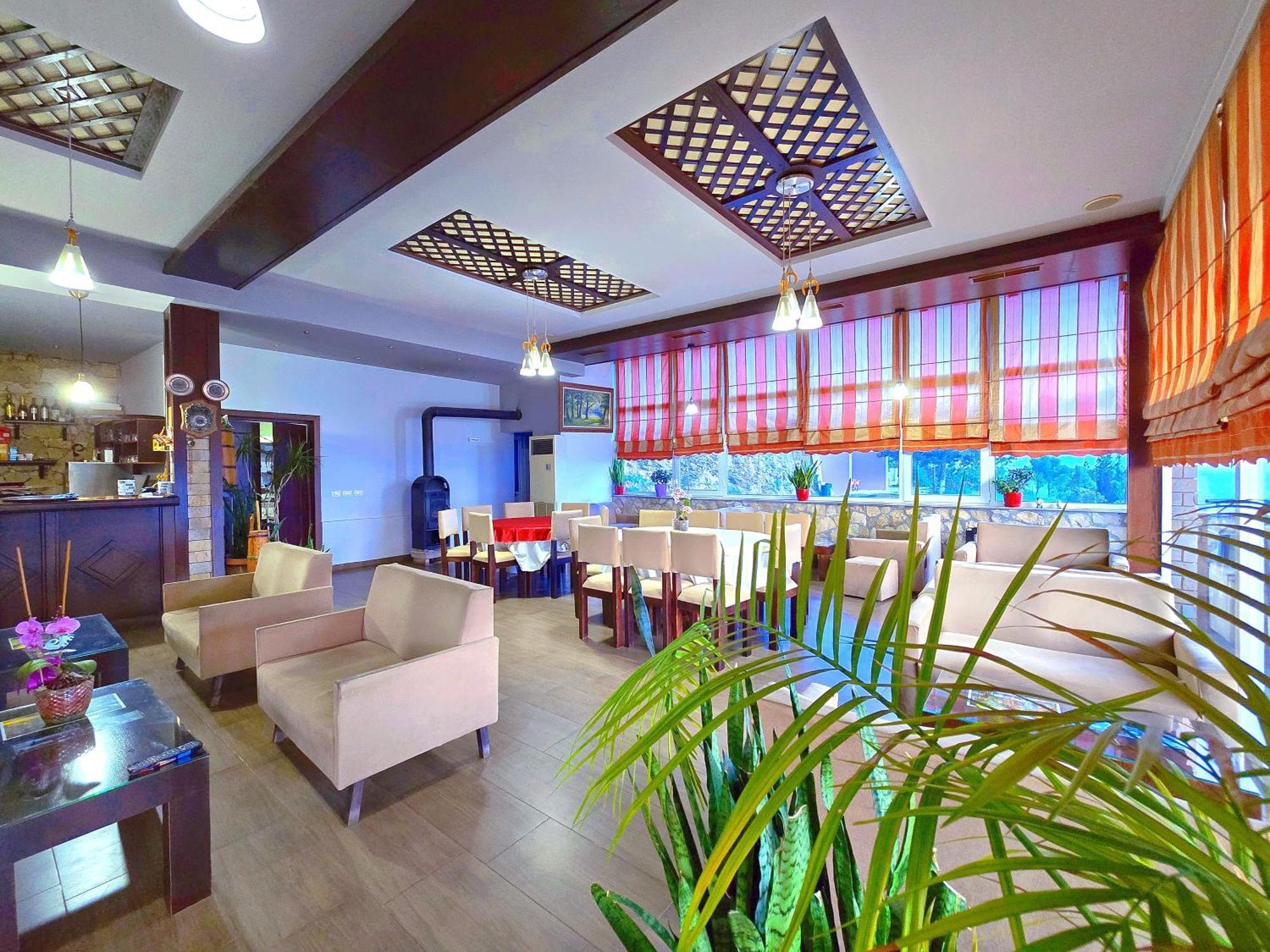 Pamja E Qyteteve Hotel Kruje Bagian luar foto