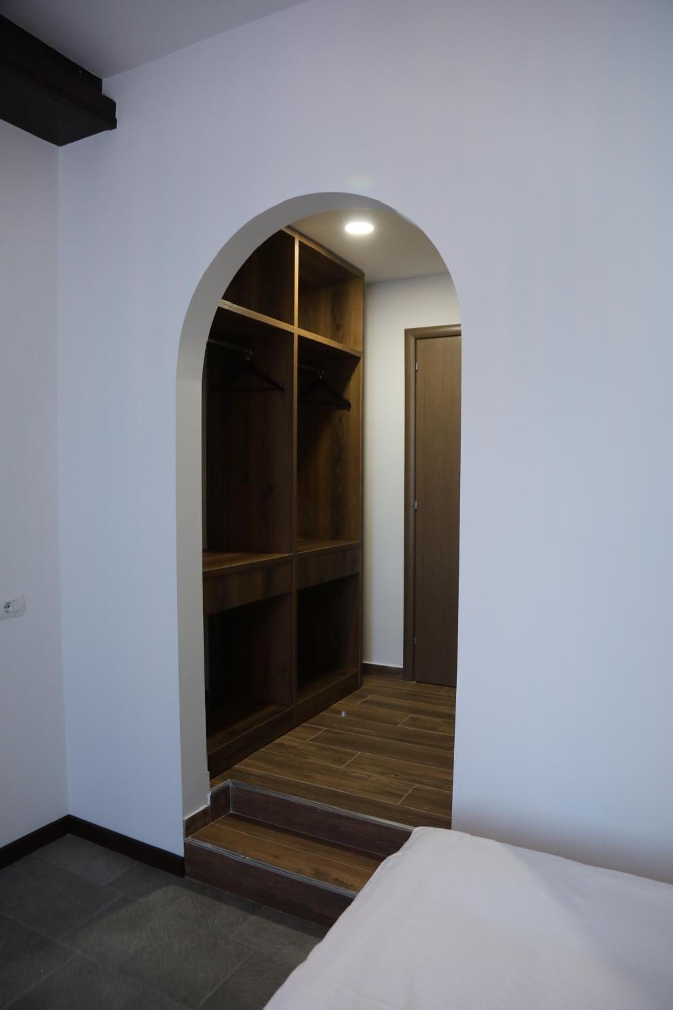 Pamja E Qyteteve Hotel Kruje Bagian luar foto